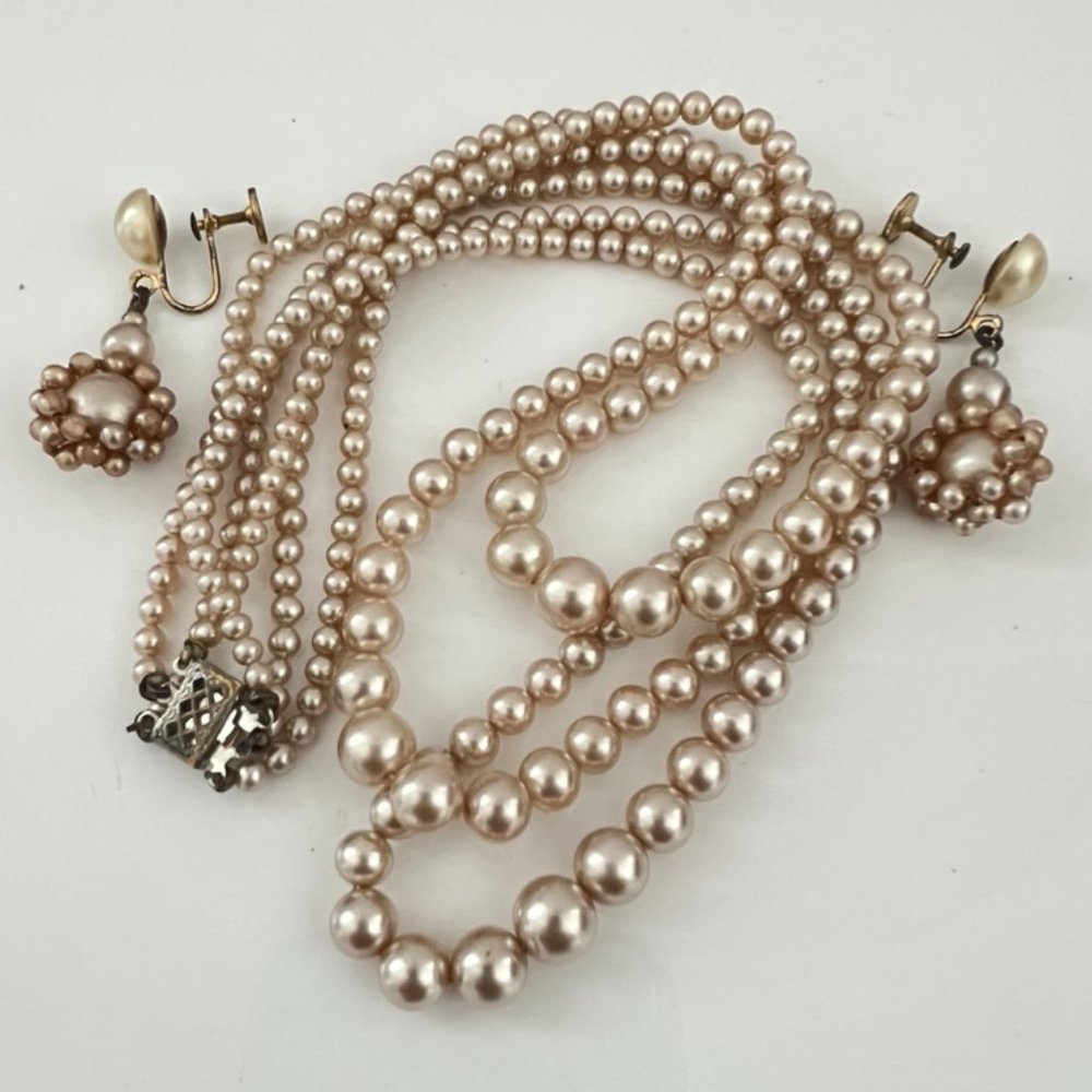 Art Deco cream color faux glass pearls necklace earrings from Simpson’s store